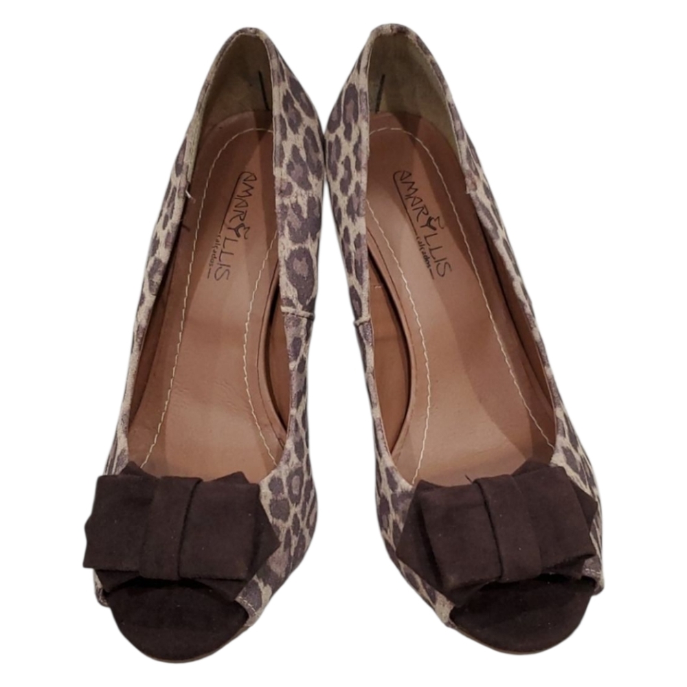 Chic Leopard Peep Toe Pumps | Low Heel | Women's Size 5.5
